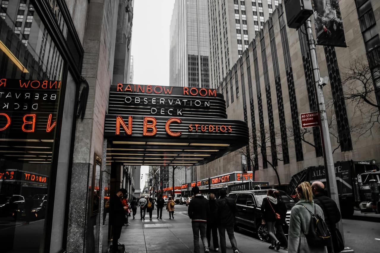 Christmas in NYC Midtown | Rockefeller Center Tour