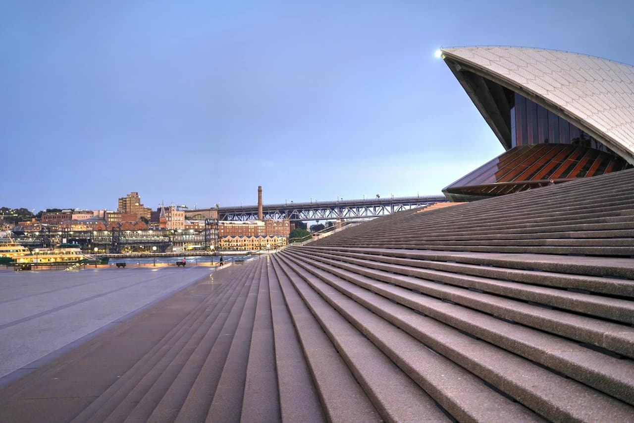Circular Quay to Harbour Bridge Audio Tour - Unknown City